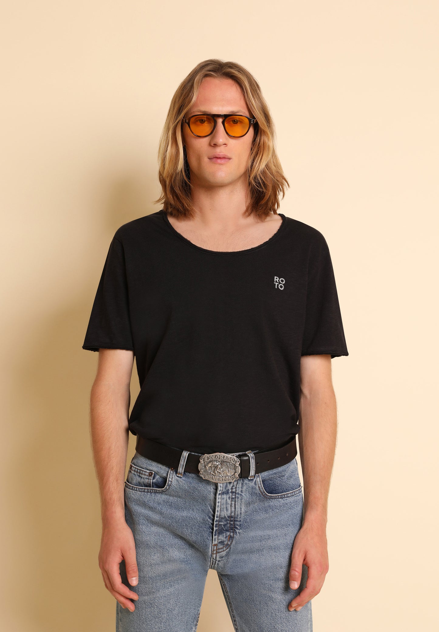 CAMISETA BÁSICA ROTO